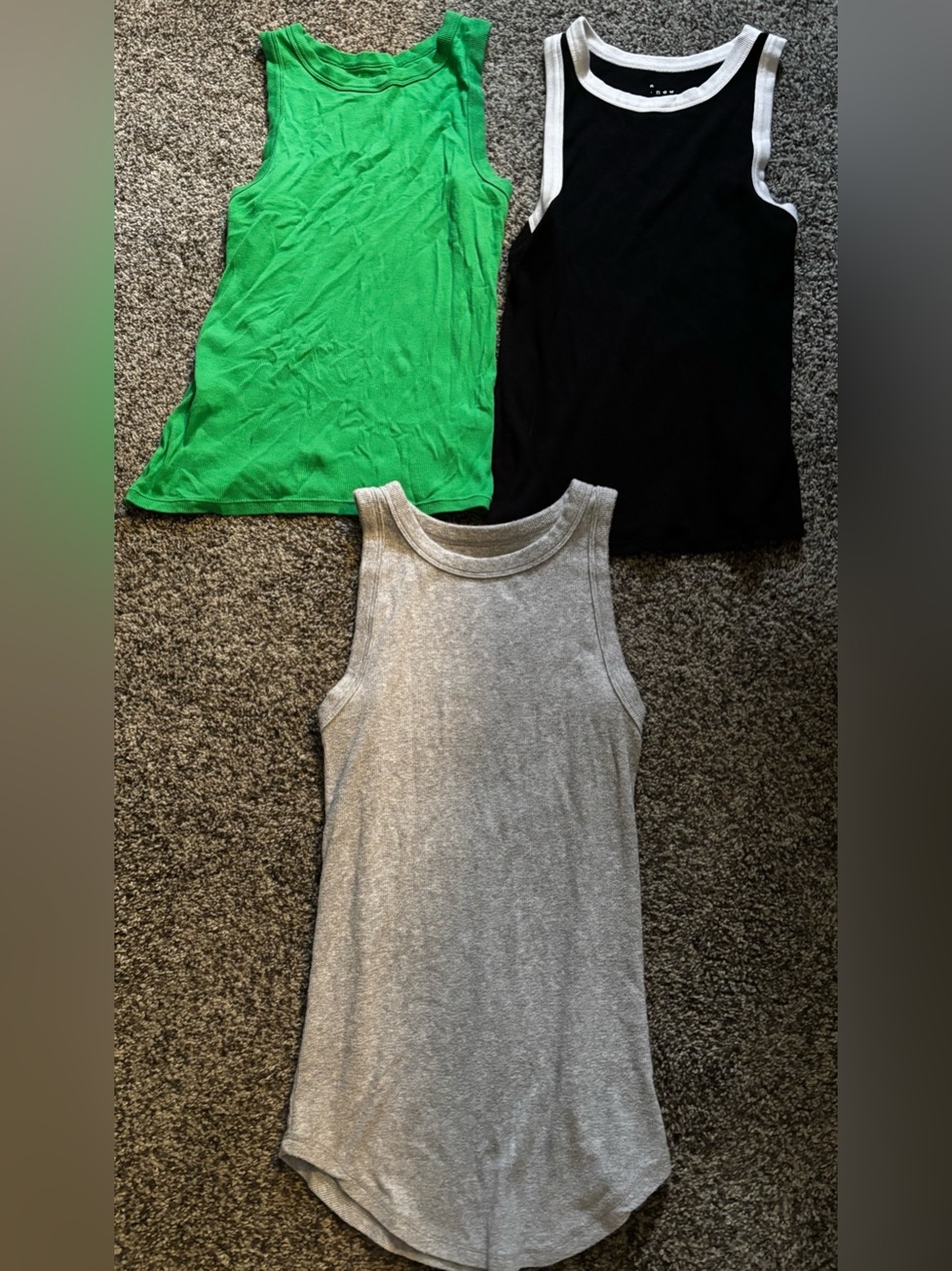 Lot of 3 Women's M a new day sleeveless tops shirts black white green gray